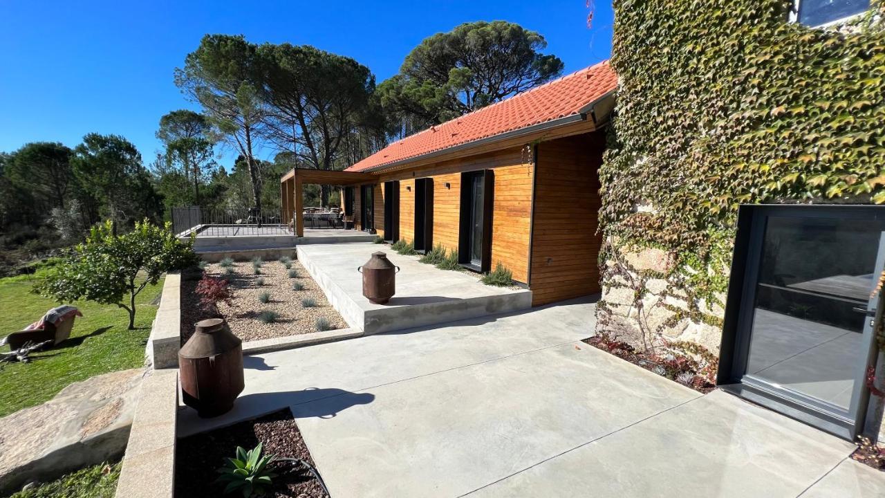 Casas Do Pinheiro Grande Villa Fornos de Algodres Exteriör bild
